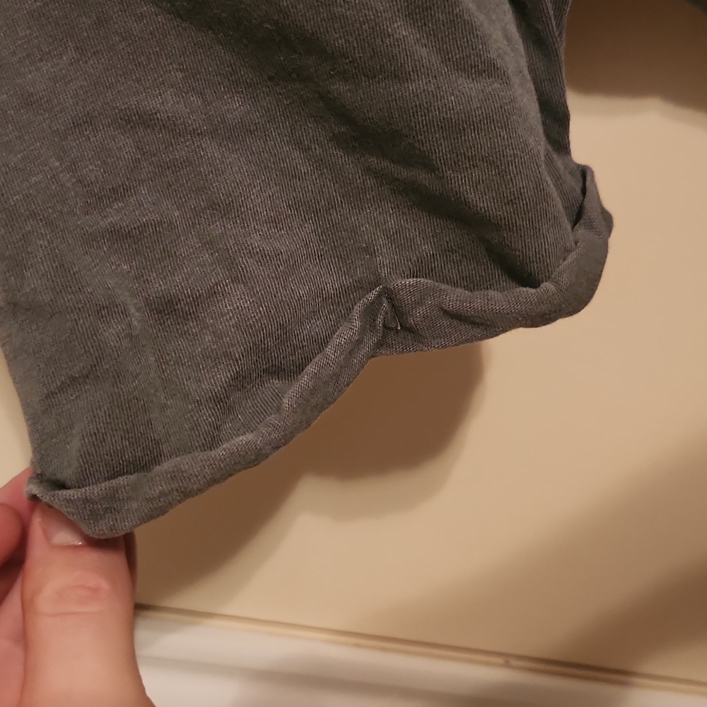 Shirt - Picture 3 of 4